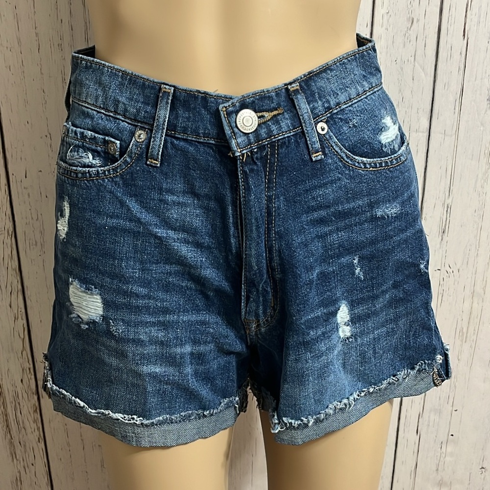 Aero High Rise Curvy Mom Short Size 2